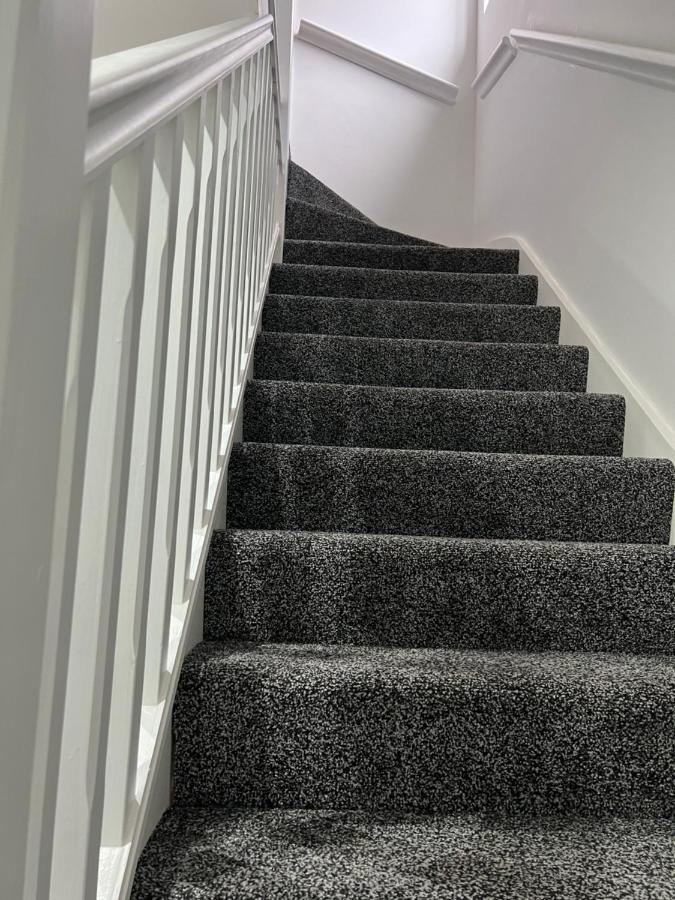 The Grande Residence - Close To Central London & Next To Northfield Tube Station Hanwell Exteriör bild